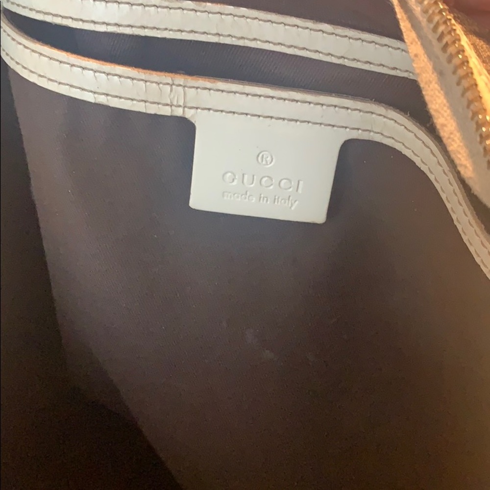 Gucci Boston Bag with White Trim - Picture 9 of 11